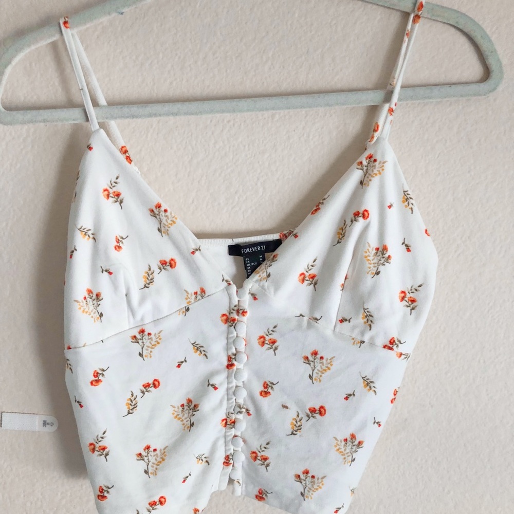 Cropped Tank Top - Picture 2 of 2